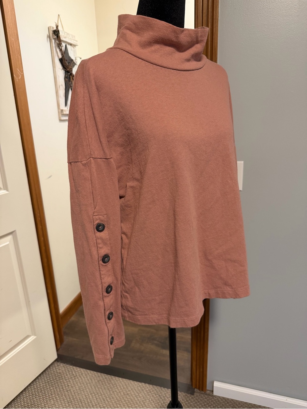Madewell Dusty Rose Button Sleeve Turtleneck Sweater Top Medium - Picture 1 of 4